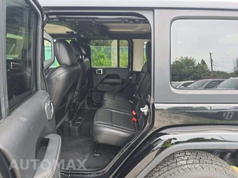 2020 Jeep Wrangler Unlimited Sahara - miniatura 10