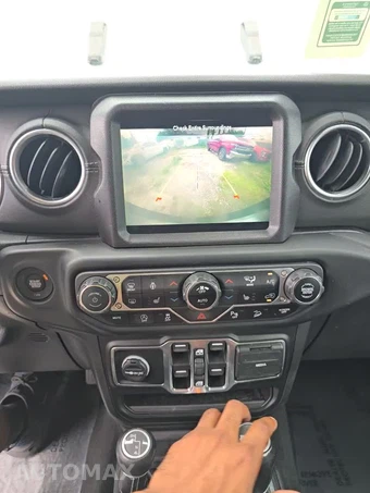 2020 Jeep Wrangler Unlimited Sahara - miniatura 20