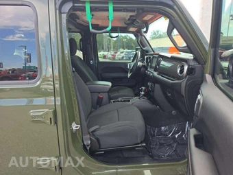 2020 Jeep Wrangler Unlimited Sahara - miniatura 15