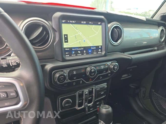 2020 Jeep Wrangler Unlimited Sahara - miniatura 7