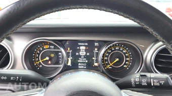 2020 Jeep Wrangler Unlimited Sahara - miniatura 22