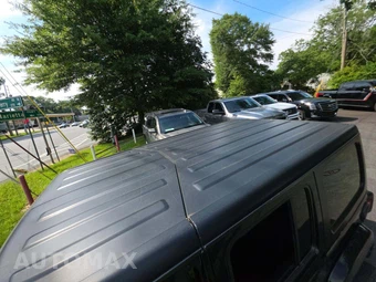 2020 Jeep Wrangler Unlimited Sahara - miniatura 12