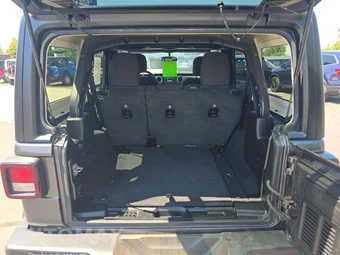 2020 Jeep Wrangler Unlimited Sahara - miniatura 11