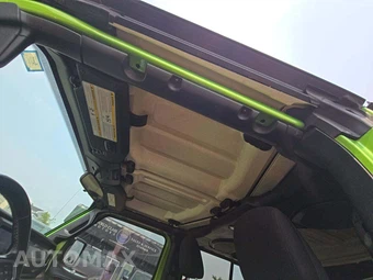2020 Jeep Wrangler Unlimited Sahara - miniatura 11