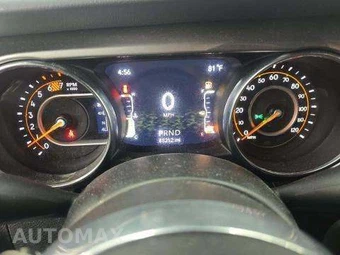 2020 Jeep Wrangler Unlimited Sahara - miniatura 10