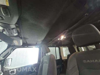 2020 Jeep Wrangler Unlimited Sahara - miniatura 12