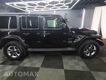 2020 Jeep Wrangler Unlimited Sahara - miniatura 5