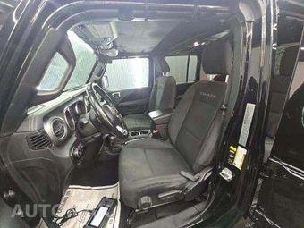 2020 Jeep Wrangler Unlimited Sahara - miniatura 7