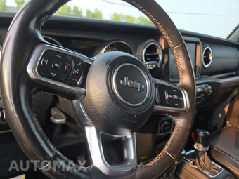 2020 Jeep Wrangler Unlimited Sahara - miniatura 10