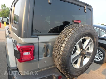 2020 Jeep Wrangler Unlimited Sahara - miniatura 5