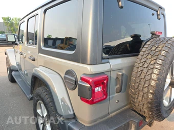 2020 Jeep Wrangler Unlimited Sahara - miniatura 6