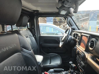 2020 Jeep Wrangler Unlimited Sahara - miniatura 8