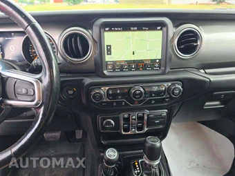 2020 Jeep Wrangler Unlimited Sahara - miniatura 10