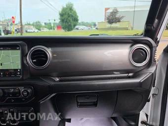 2020 Jeep Wrangler Unlimited Sahara - miniatura 19
