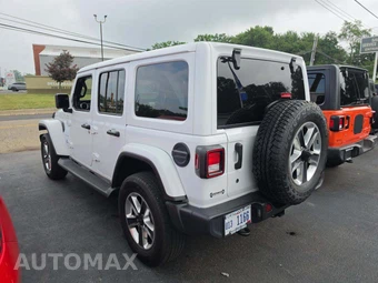2020 Jeep Wrangler Unlimited Sahara - miniatura 2