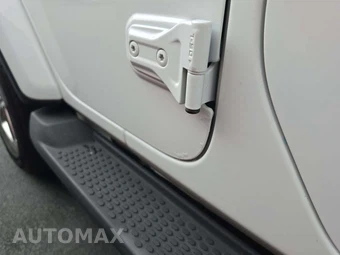 2020 Jeep Wrangler Unlimited Sahara - miniatura 29