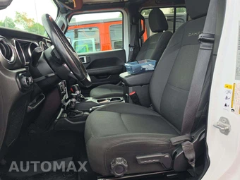 2020 Jeep Wrangler Unlimited Sahara - miniatura 6