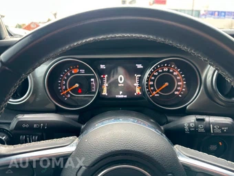 2020 Jeep Wrangler Unlimited Sahara - miniatura 21