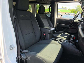 2020 Jeep Wrangler Unlimited Sahara - miniatura 15