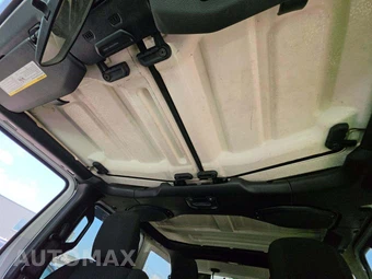 2020 Jeep Wrangler Unlimited Sahara - miniatura 8