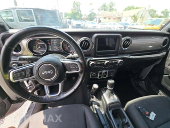 2020 Jeep Wrangler Unlimited Sahara - miniatura 10