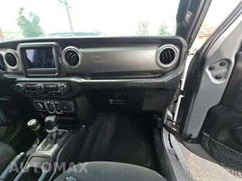2020 Jeep Wrangler Unlimited Sahara - miniatura 19
