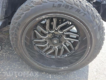 2020 Jeep Wrangler Unlimited Sahara - miniatura 28
