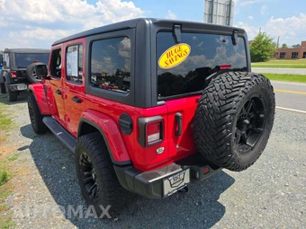 2020 Jeep Wrangler Unlimited Sahara - miniatura 2