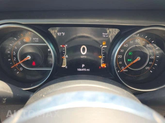 2020 Jeep Wrangler Unlimited Sahara - miniatura 6