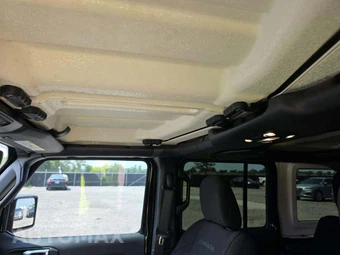 2020 Jeep Wrangler Unlimited Sahara - miniatura 8
