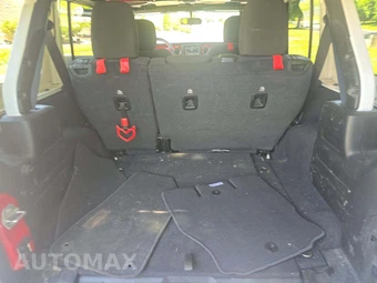 2020 Jeep Wrangler Unlimited Sahara - miniatura 11