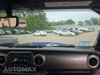 2020 Jeep Wrangler Unlimited Sahara - miniatura 19
