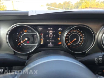 2020 Jeep Wrangler Unlimited Sahara - miniatura 9