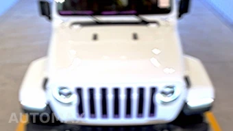 2020 Jeep Wrangler Unlimited Sahara - miniatura 2