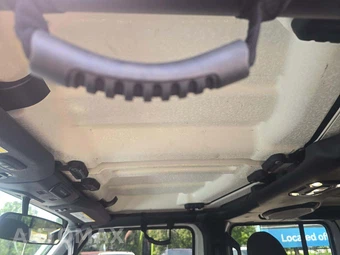 2020 Jeep Wrangler Unlimited Sahara - miniatura 8