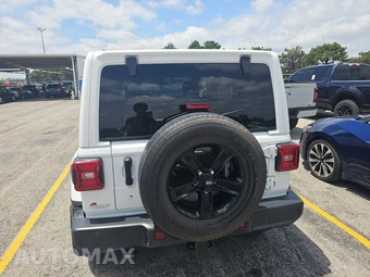 2020 Jeep Wrangler Unlimited Sahara Altitude Edition - miniatura 5