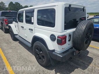 2020 Jeep Wrangler Unlimited Sahara Altitude Edition - miniatura 6