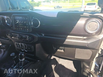 2020 Jeep Wrangler Unlimited Sahara Altitude Edition - miniatura 19