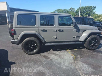 2020 Jeep Wrangler Unlimited Sahara Altitude Edition - miniatura 4