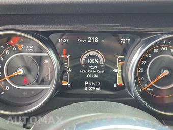 2020 Jeep Wrangler Unlimited Sahara Altitude Edition - miniatura 12
