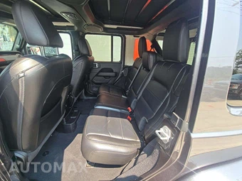 2020 Jeep Wrangler Unlimited Sahara Altitude Edition - miniatura 13