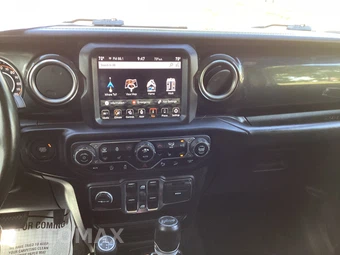2020 Jeep Wrangler Unlimited Sahara Altitude Edition - miniatura 16