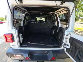 2020 Jeep Wrangler Unlimited Sahara Altitude Edition - miniatura 14