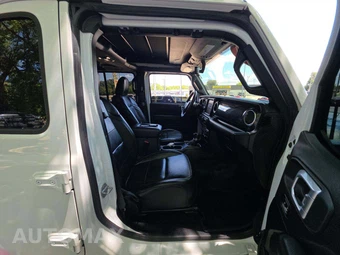 2020 Jeep Wrangler Unlimited Sahara Altitude Edition - miniatura 18