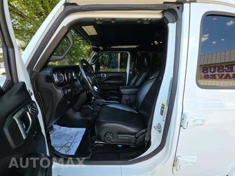 2020 Jeep Wrangler Unlimited Sahara Altitude Edition - miniatura 6