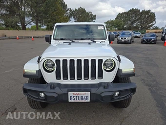 2020 Jeep Wrangler Unlimited Sahara Altitude Edition - miniatura 2