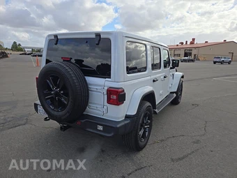 2020 Jeep Wrangler Unlimited Sahara Altitude Edition - miniatura 4