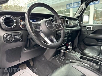 2020 Jeep Wrangler Unlimited Sahara Altitude Edition - miniatura 13