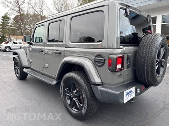 2020 Jeep Wrangler Unlimited Sahara Altitude Edition - miniatura 3