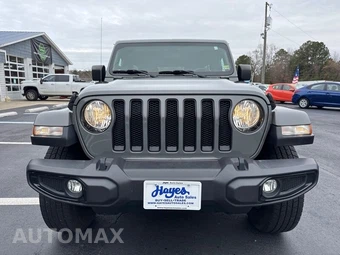 2020 Jeep Wrangler Unlimited Sahara Altitude Edition - miniatura 8